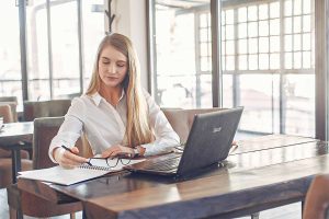 Leia mais sobre o artigo EAD Plataforma: Transformando o Aprendizado Online