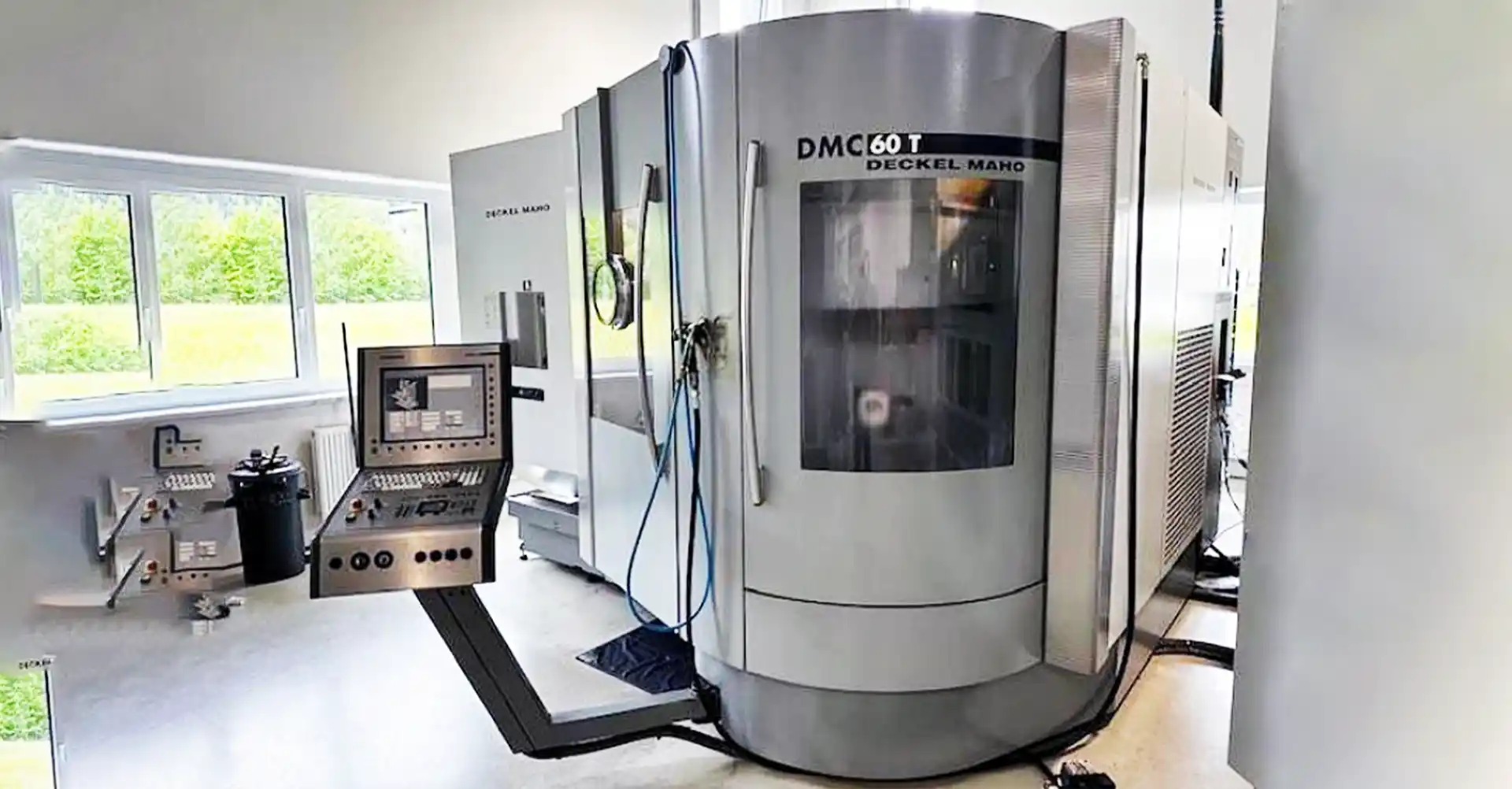 Leia mais sobre o artigo Centro de usinagem 5 eixos CNC – Modelo DMC 60T